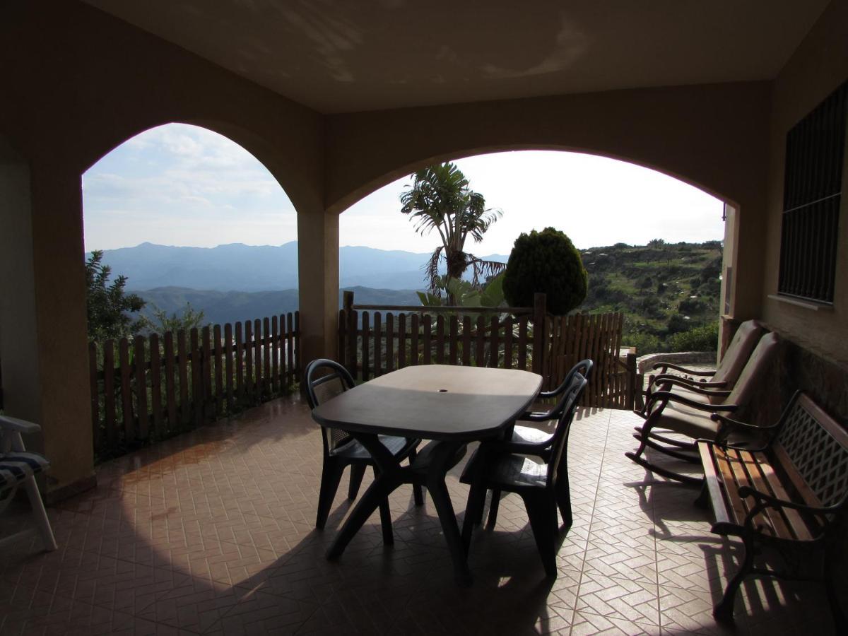 Albarico Retreat Villa Bedar Exterior photo