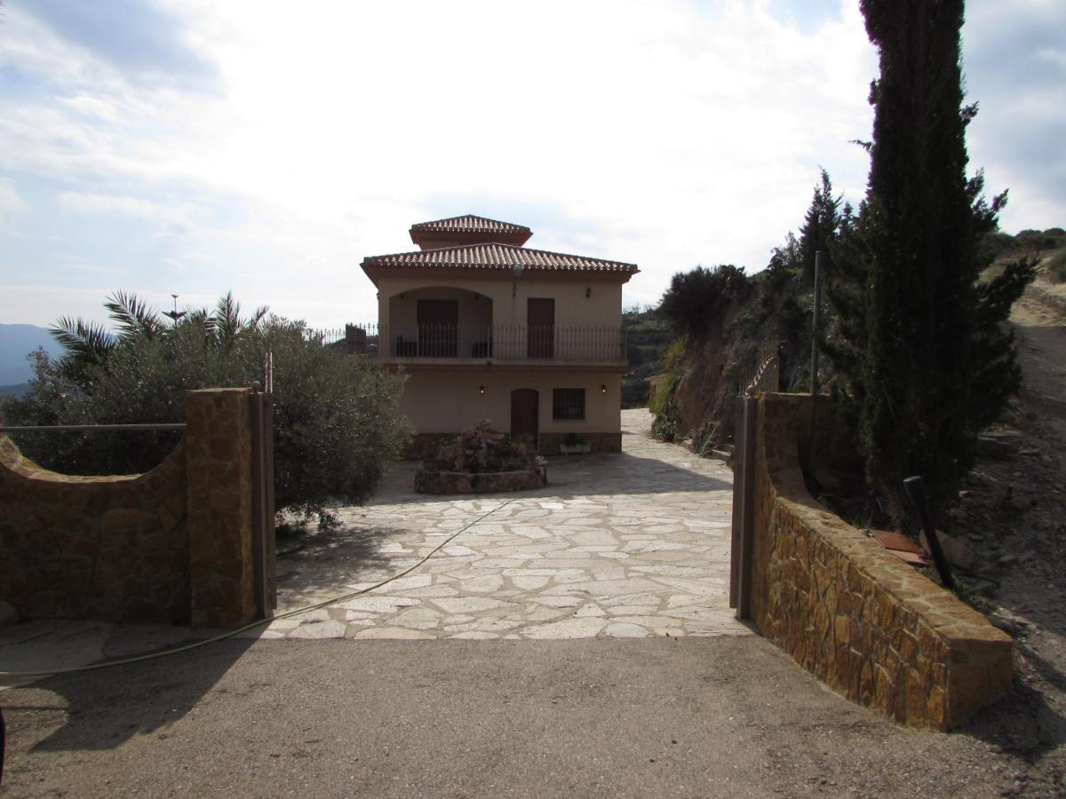 Albarico Retreat Villa Bedar Exterior photo
