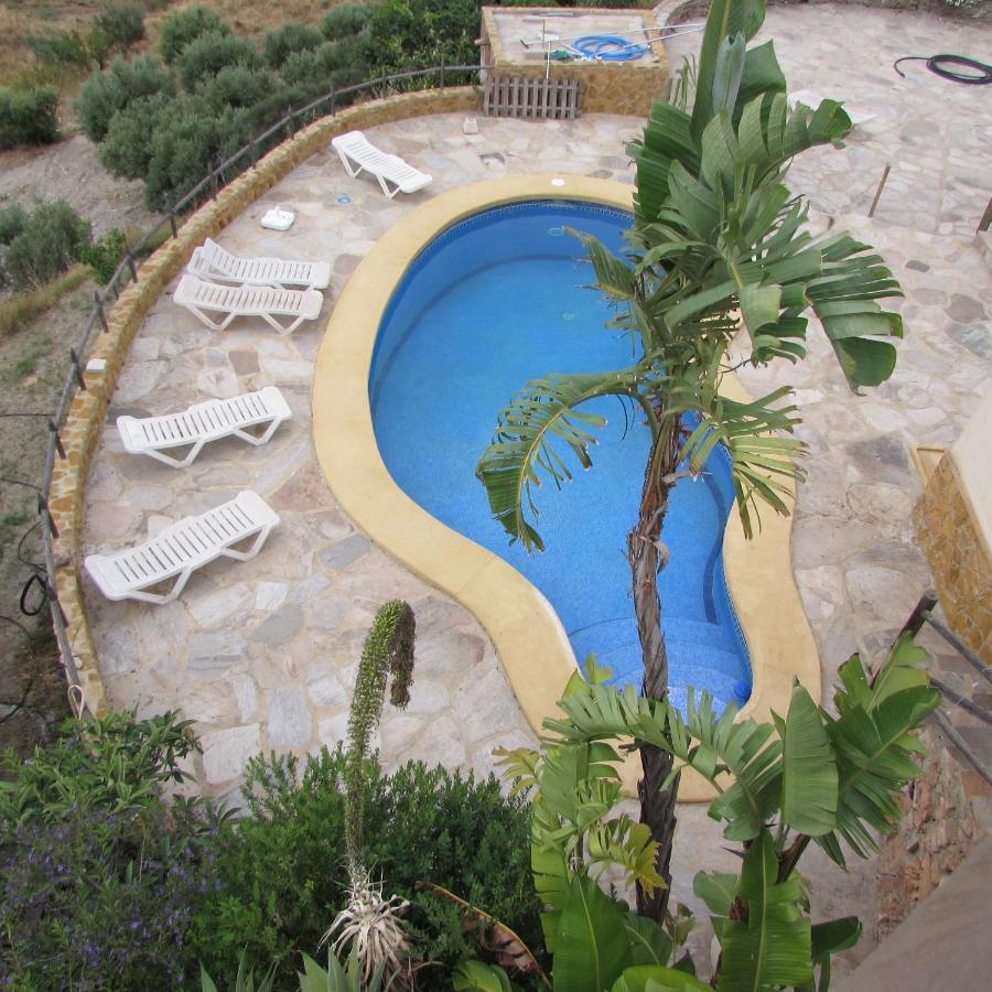 Albarico Retreat Villa Bedar Exterior photo